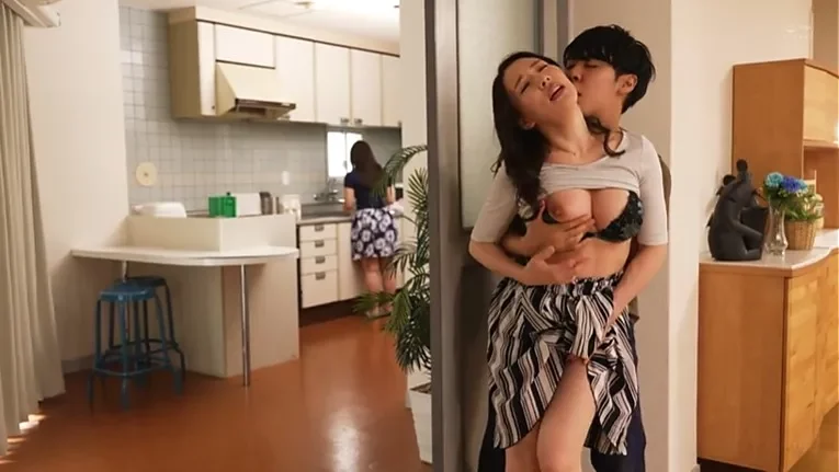ALDN-108_Nữa đêm con rể vào phòng mẹ vợ ngồi... sóc cu – Sara Ito